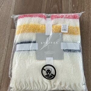 NWT HBC Hudson’s Bay Stripes Multi-Stripe All-Season Throw Blanket